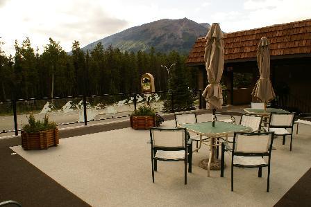 Lodge Maligne